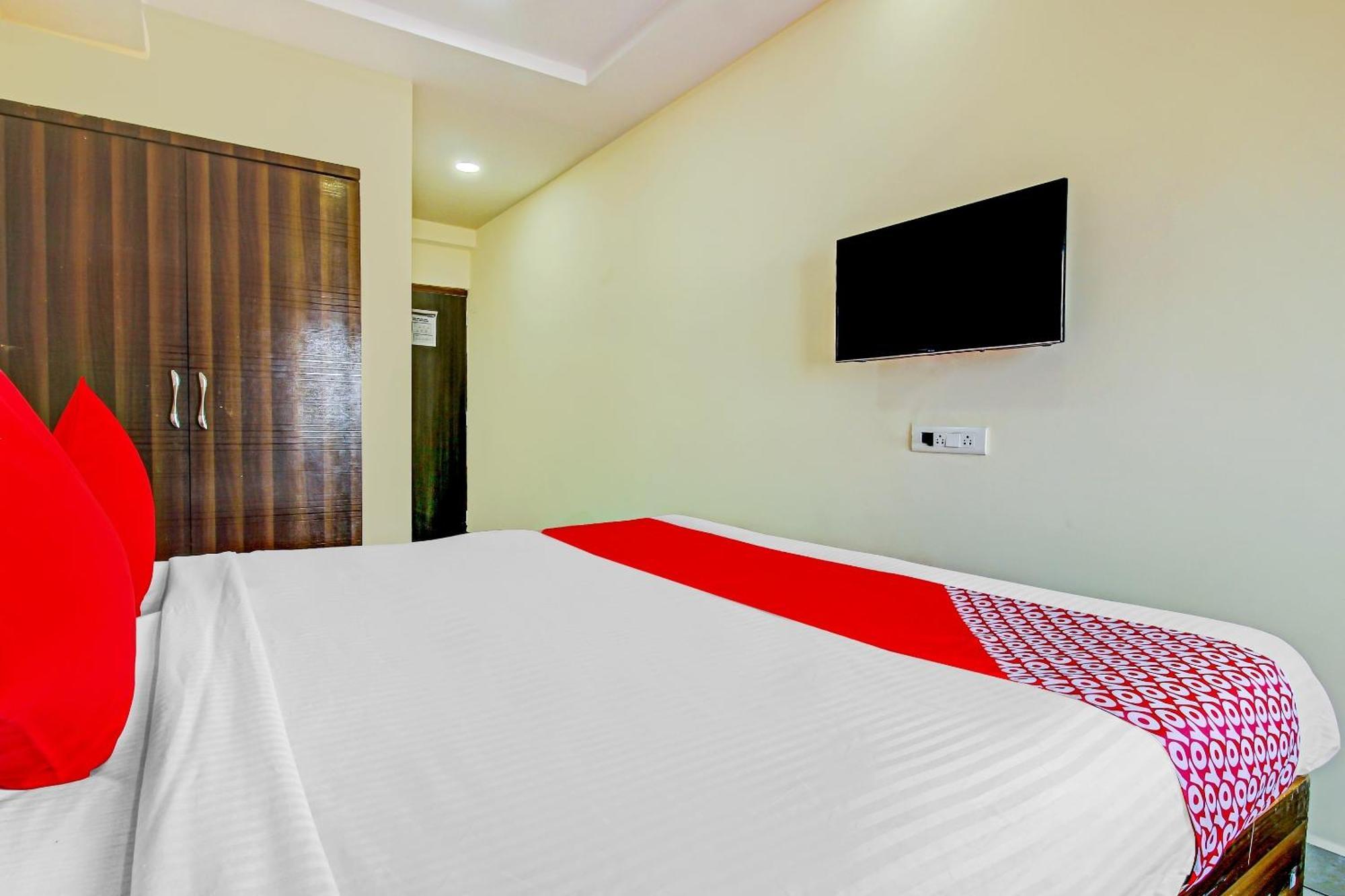Hotel O Adhin Residency Hajdarábád Exteriér fotografie
